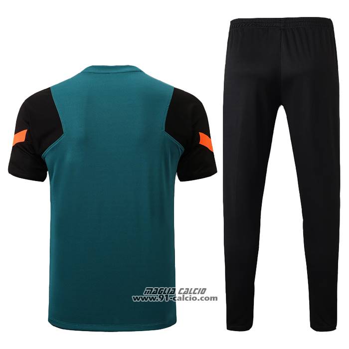 Tuta da Track
 Liverpool Manica Corta
 2022-2023 Verde